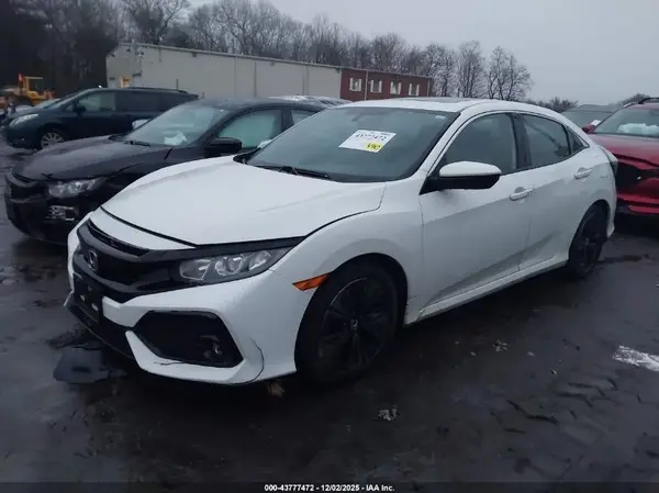 SHHFK7H50JU406908 2018 HONDA CIVIC - Image 2