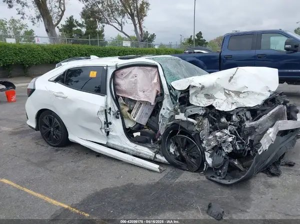 SHHFK7H50JU427824 2018 HONDA CIVIC - Image 1