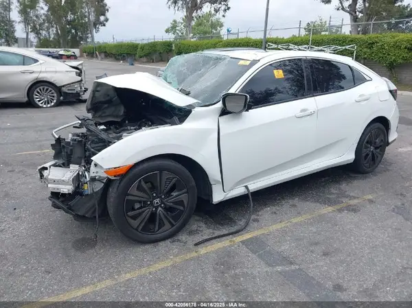 SHHFK7H50JU427824 2018 HONDA CIVIC - Image 2