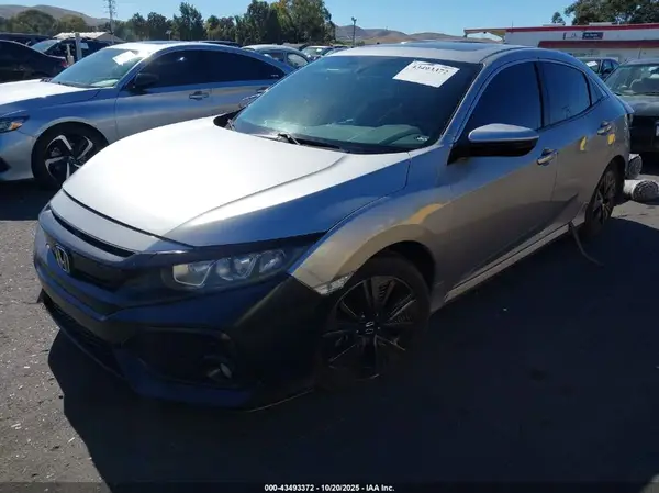 SHHFK7H50JU431453 2018 HONDA CIVIC - Image 2
