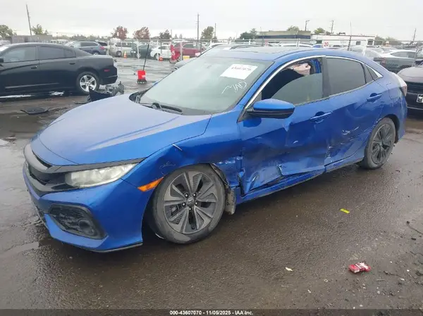 SHHFK7H51JU223033 2018 HONDA CIVIC - Image 2
