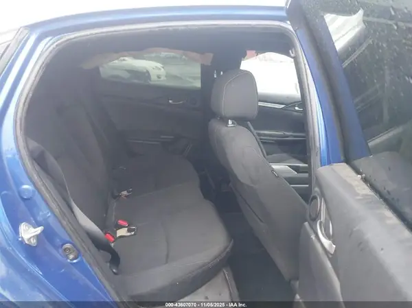 SHHFK7H51JU223033 2018 HONDA CIVIC - Image 8
