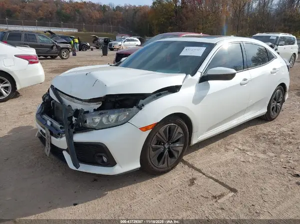 SHHFK7H51JU231097 2018 HONDA CIVIC - Image 2