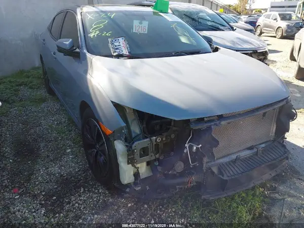 SHHFK7H51JU403743 2018 HONDA CIVIC - Image 1