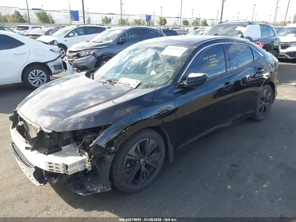 SHHFK7H51JU414922 2018 HONDA CIVIC - Image 2