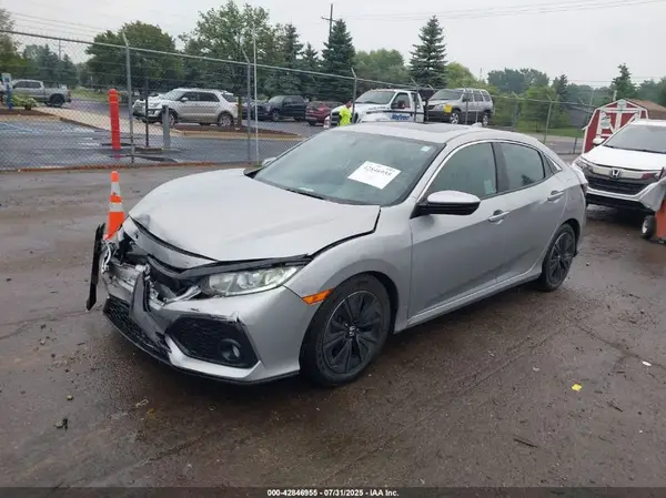 SHHFK7H51JU422969 2018 HONDA CIVIC - Image 2