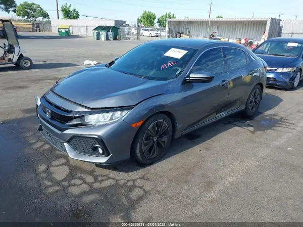 SHHFK7H52JU231464 2018 HONDA CIVIC - Image 2