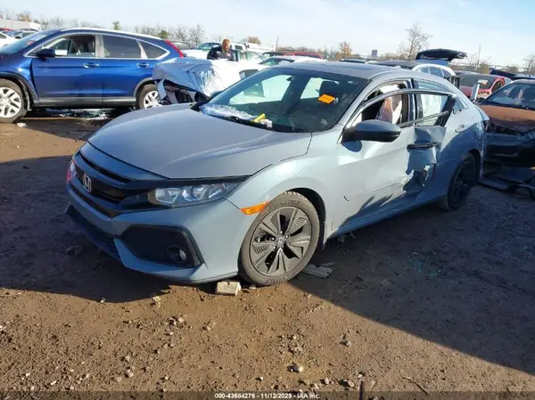 SHHFK7H52JU237586 2018 HONDA CIVIC - Image 2