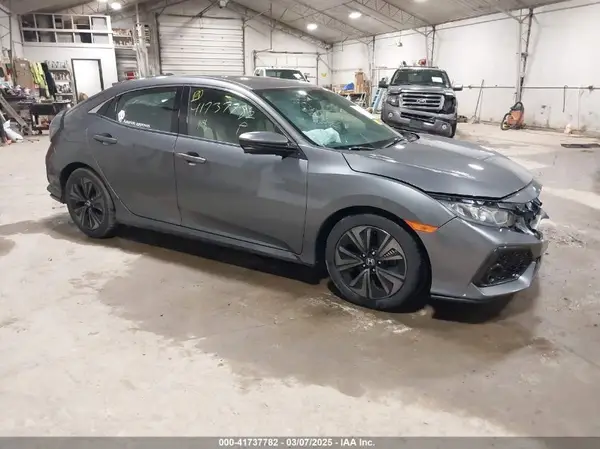 SHHFK7H52JU404657 2018 HONDA CIVIC - Image 1