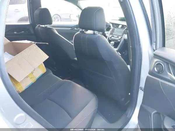 SHHFK7H52JU409518 2018 HONDA CIVIC - Image 8