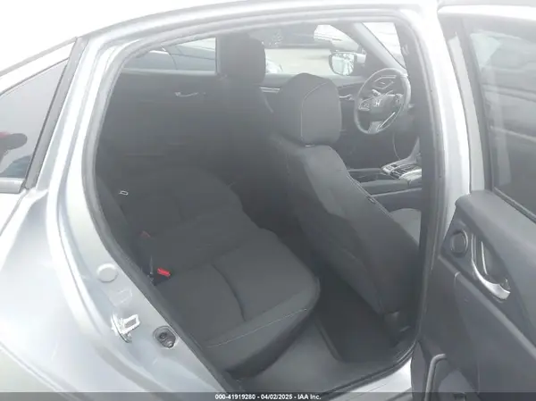 SHHFK7H52JU414251 2018 HONDA CIVIC - Image 8