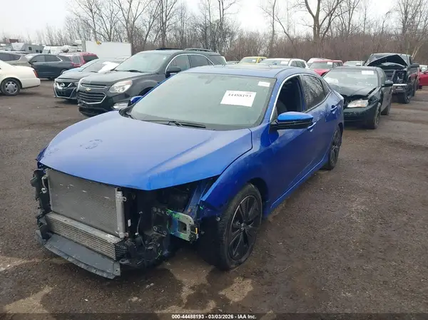 SHHFK7H53JU207898 2018 HONDA CIVIC - Image 2