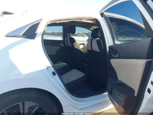 SHHFK7H53JU222241 2018 HONDA CIVIC - Image 8