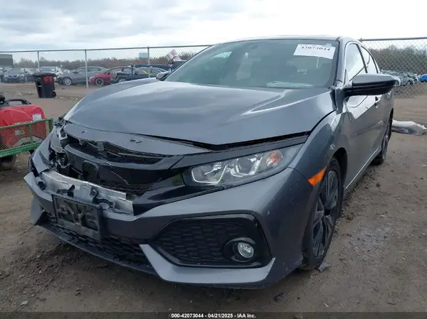 SHHFK7H53JU226399 2018 HONDA CIVIC - Image 2
