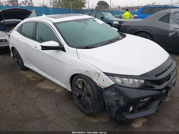 SHHFK7H54HU401656 2017 HONDA CIVIC - Image 1