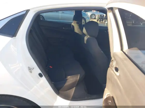 SHHFK7H55JU204257 2018 HONDA CIVIC - Image 8