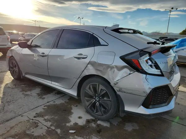 SHHFK7H55JU221673 2018 HONDA CIVIC - Image 2