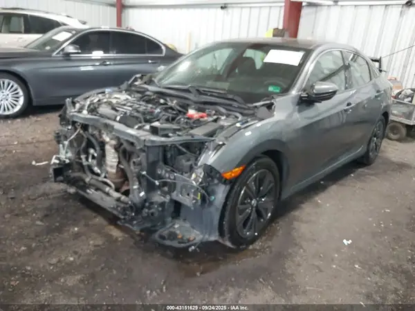 SHHFK7H55JU223276 2018 HONDA CIVIC - Image 2