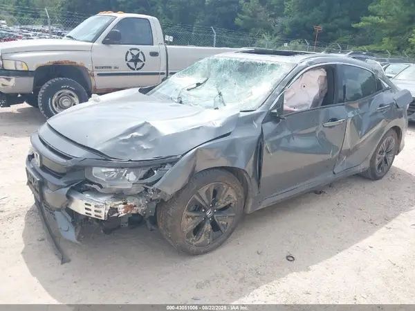 SHHFK7H55JU227103 2018 HONDA CIVIC - Image 2