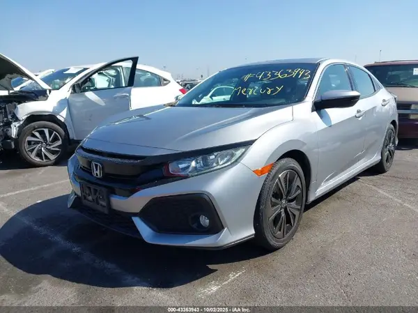 SHHFK7H55JU407083 2018 HONDA CIVIC - Image 2