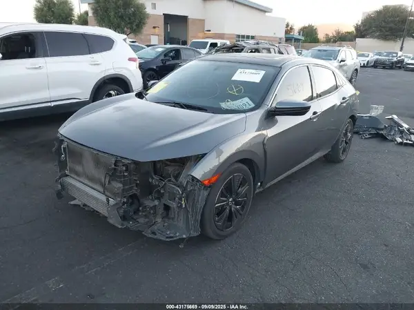 SHHFK7H55JU422702 2018 HONDA CIVIC - Image 2