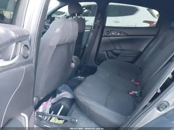 SHHFK7H55JU422702 2018 HONDA CIVIC - Image 8