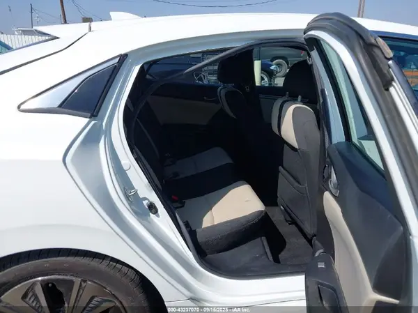 SHHFK7H56HU407720 2017 HONDA CIVIC - Image 8