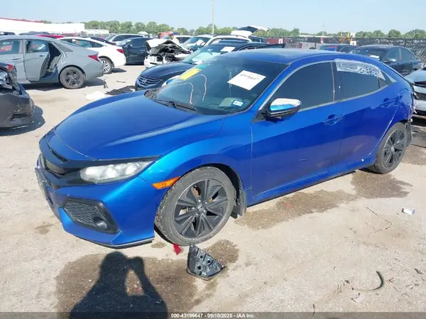 SHHFK7H56JU213212 2018 HONDA CIVIC - Image 2