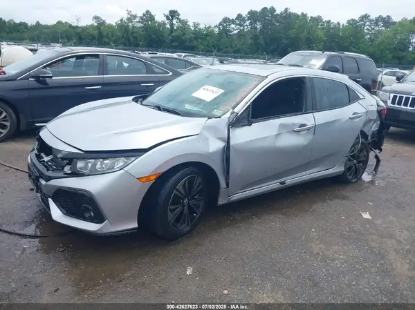 SHHFK7H56JU214716 2018 HONDA CIVIC - Image 2