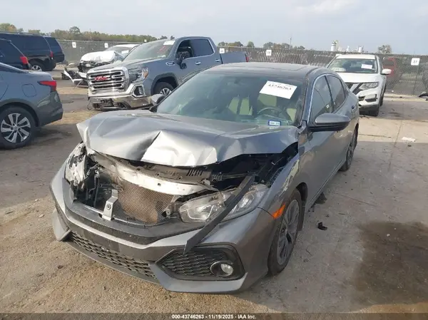 SHHFK7H56JU222606 2018 HONDA CIVIC - Image 2