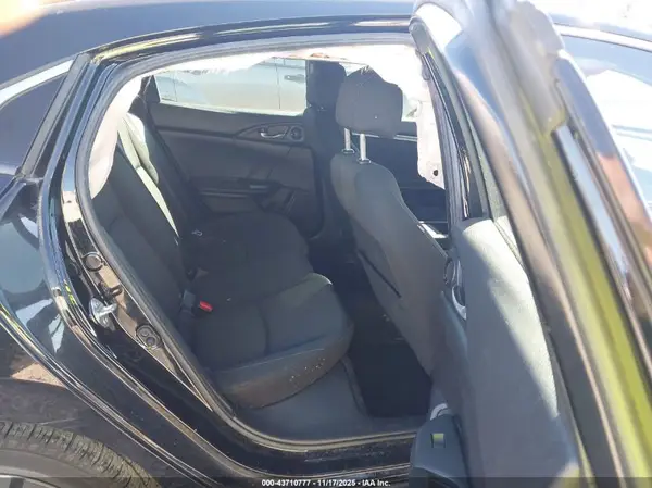 SHHFK7H57JU217639 2018 HONDA CIVIC - Image 8