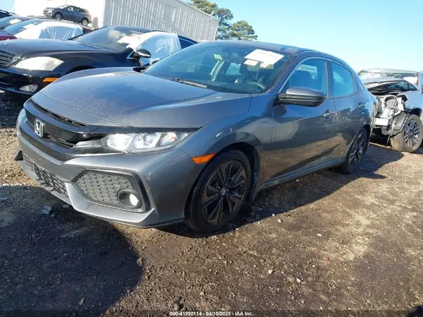 SHHFK7H57JU239155 2018 HONDA CIVIC - Image 2