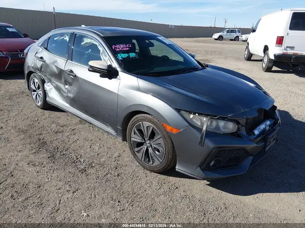 SHHFK7H57JU401463 2018 HONDA CIVIC - Image 1