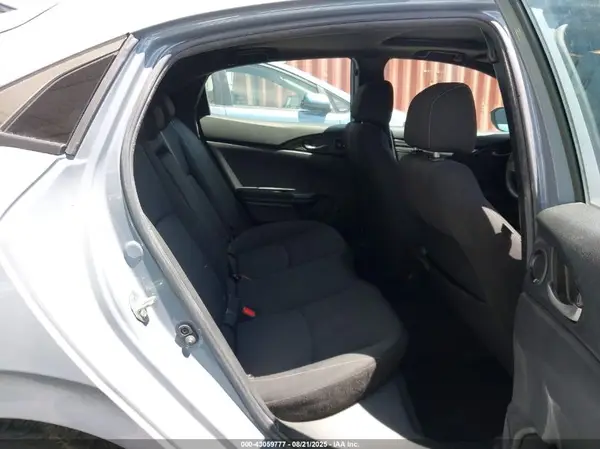 SHHFK7H57JU422376 2018 HONDA CIVIC - Image 8