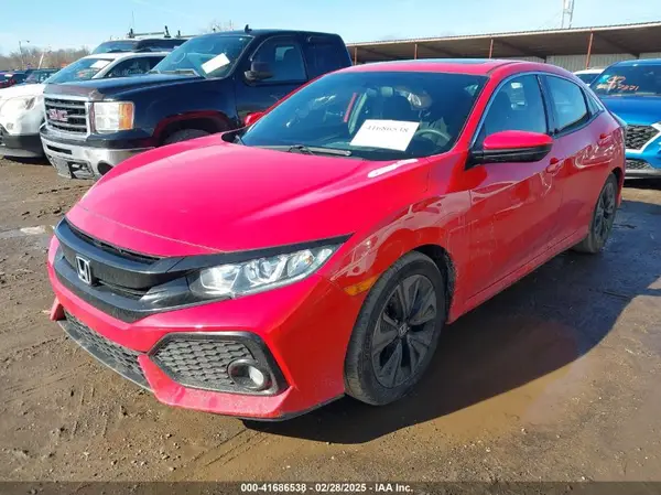 SHHFK7H58JU209209 2018 HONDA CIVIC - Image 2