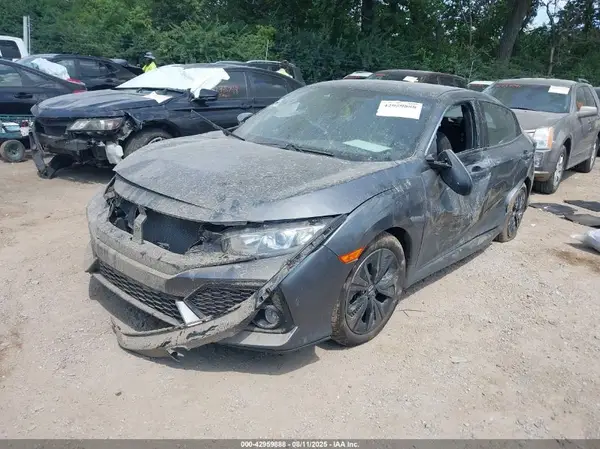 SHHFK7H58JU215110 2018 HONDA CIVIC - Image 2