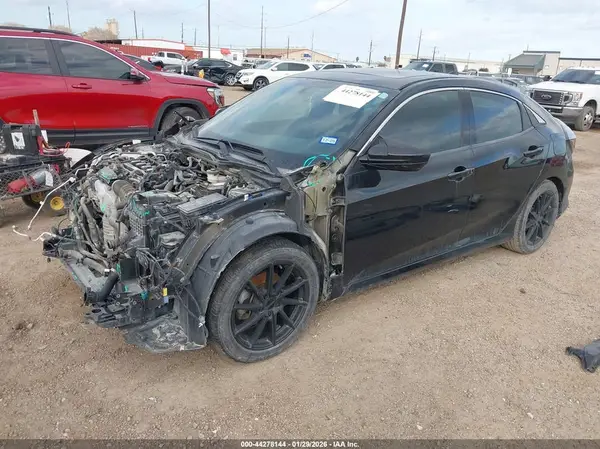 SHHFK7H58JU223255 2018 HONDA CIVIC - Image 2