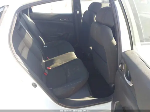 SHHFK7H58JU227449 2018 HONDA CIVIC - Image 8