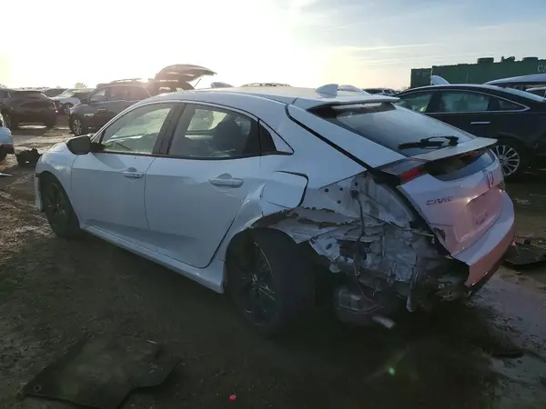 SHHFK7H58JU228715 2018 HONDA CIVIC - Image 2