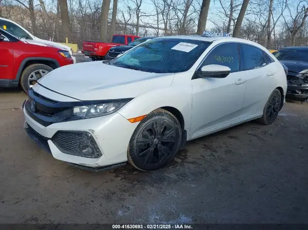 SHHFK7H58JU240265 2018 HONDA CIVIC - Image 2