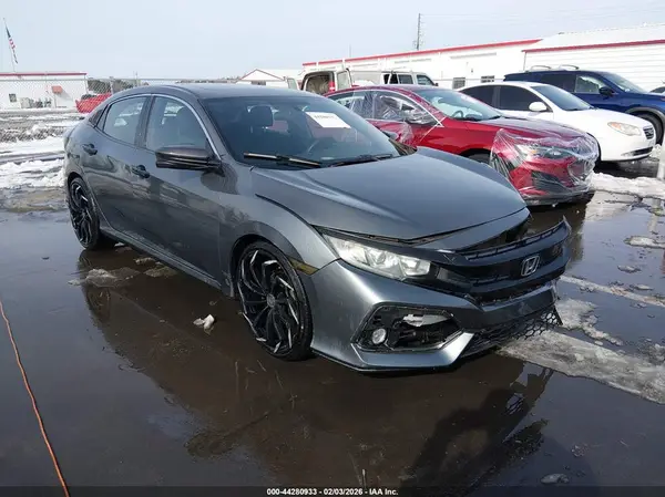 SHHFK7H58JU401486 2018 HONDA CIVIC - Image 1