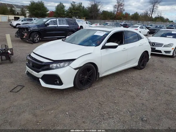 SHHFK7H58JU422788 2018 HONDA CIVIC - Image 2