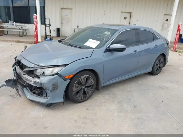 SHHFK7H59JU219831 2018 HONDA CIVIC - Image 2