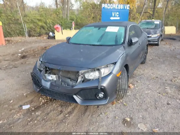 SHHFK7H59JU227878 2018 HONDA CIVIC - Image 2