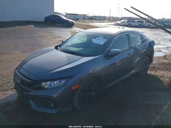 SHHFK7H59JU235964 2018 HONDA CIVIC - Image 2