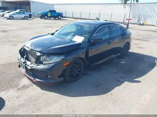 SHHFK7H59JU411587 2018 HONDA CIVIC - Image 2