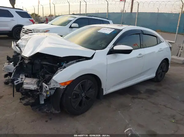 SHHFK7H59JU423626 2018 HONDA CIVIC - Image 2