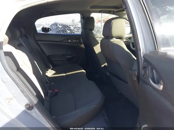 SHHFK7H59JU426249 2018 HONDA CIVIC - Image 8
