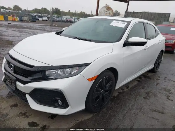 SHHFK7H59JU431466 2018 HONDA CIVIC - Image 2