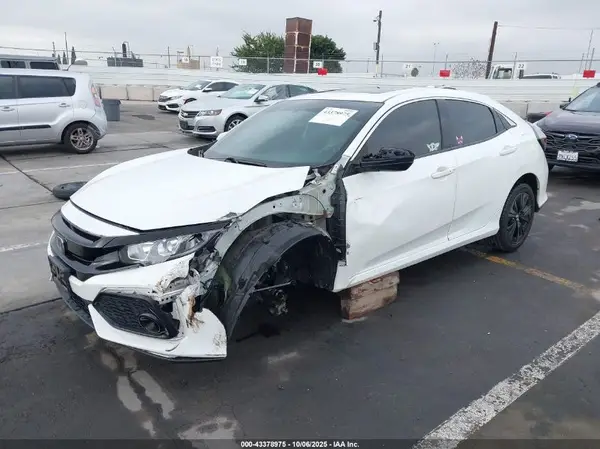SHHFK7H59JU432116 2018 HONDA CIVIC - Image 2